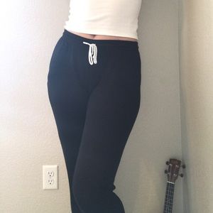 black sweatpants